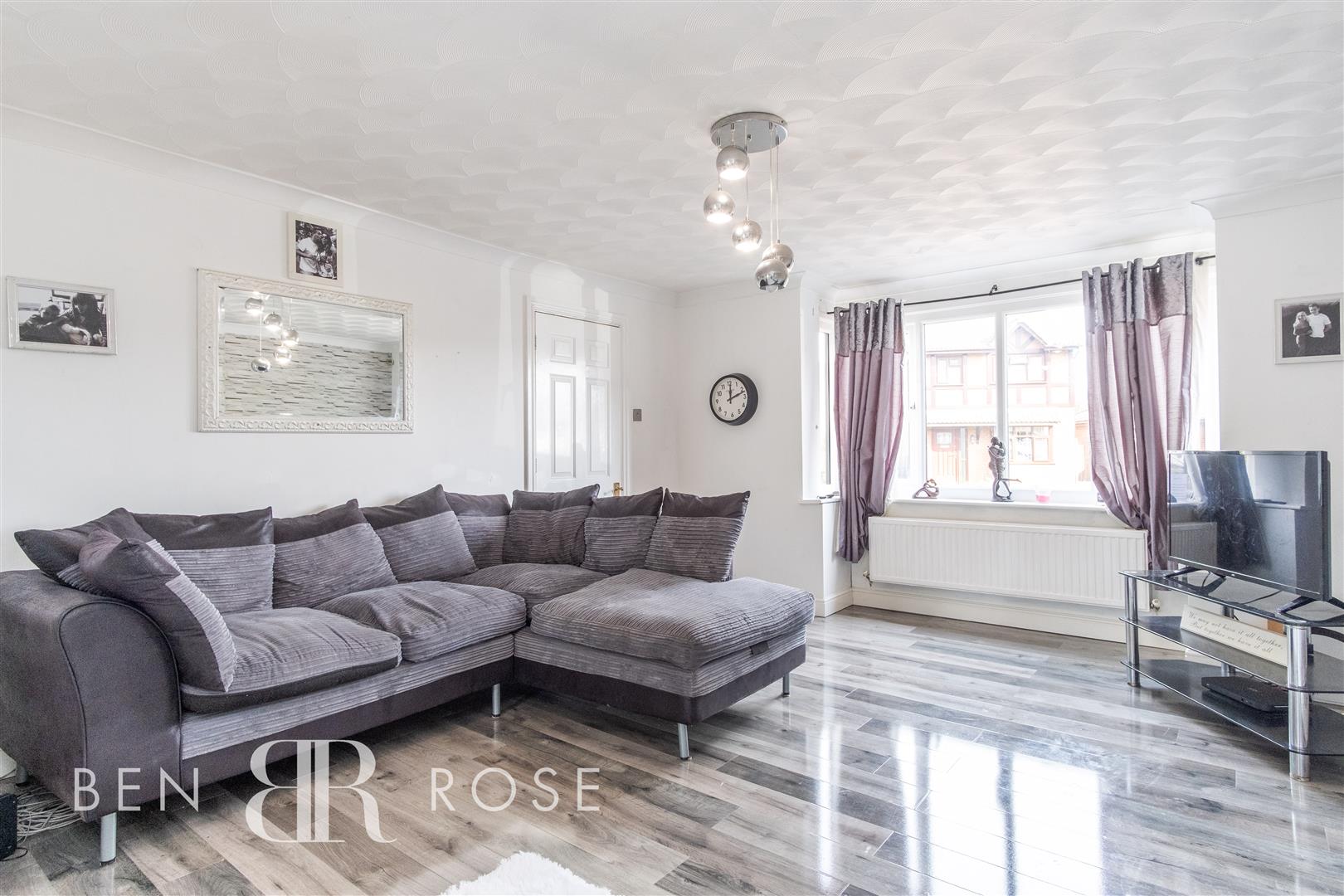 Ridge Way, Preston